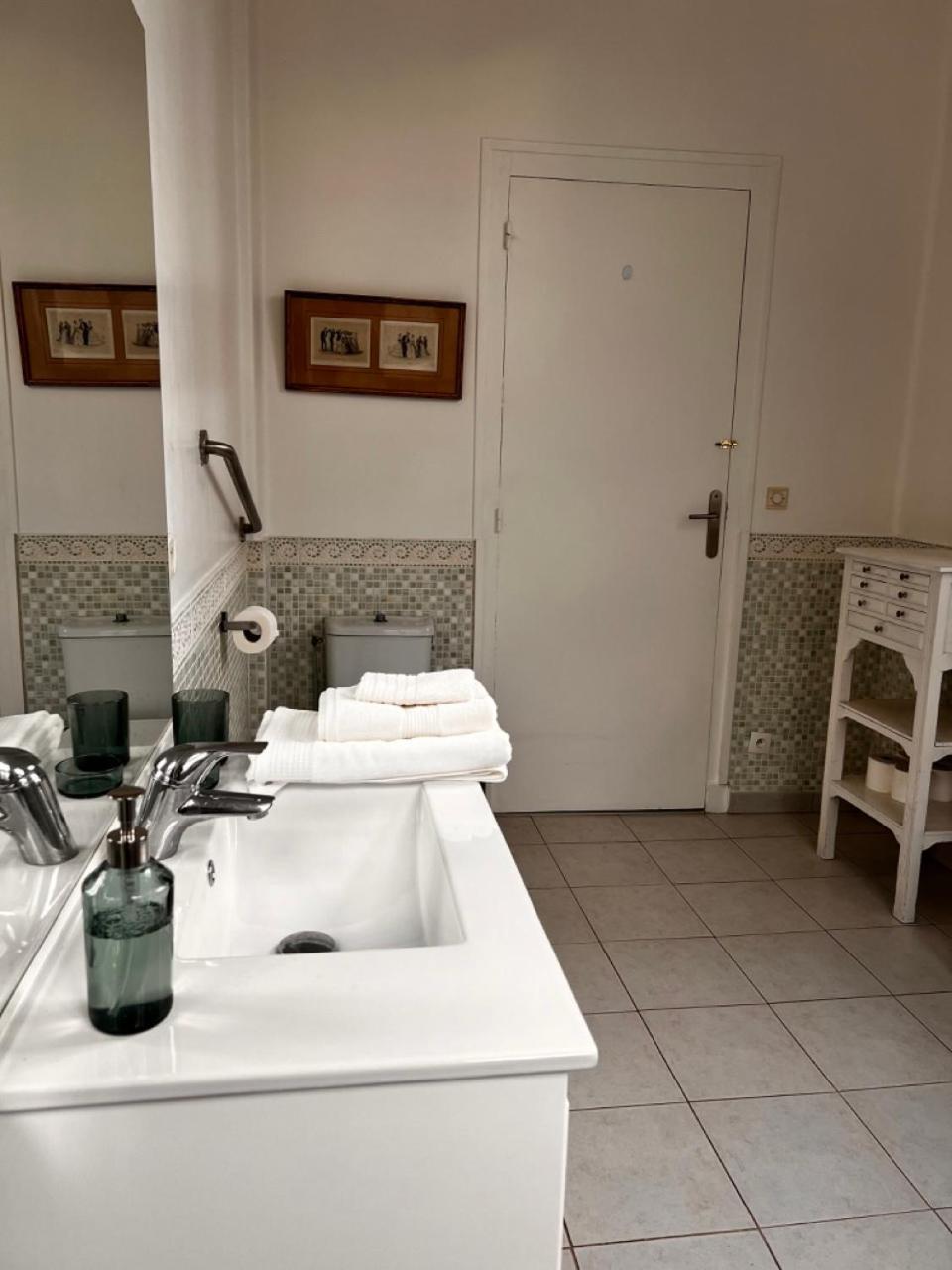 Le Manoir De La Cane Montfort-sur-Meu Екстериор снимка